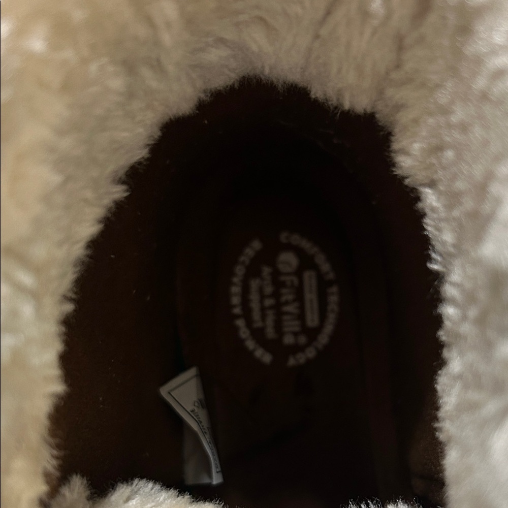 Stylish Faux Fur Lined, Faux Suede Women's Tan Winter Boots - Picture 7 of 8